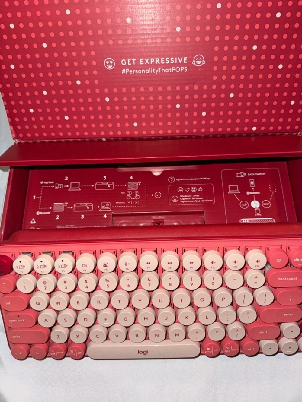 Logitech Retro Round-Key Wireless Keyboard in Red and Pink